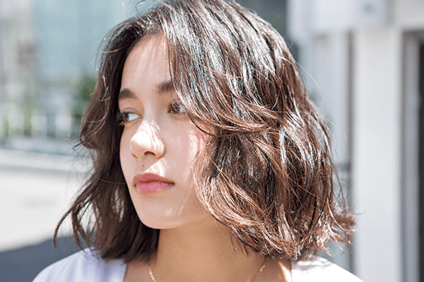 色気がなくて 子供っぽいのがコンプレックス 前髪なくせば解決するよ Ar アール Web 2ページ目 大好きな人にモテるための髪型 メイク ファッション情報満載