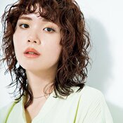 【ミディアム】丸みのあるウルフウェーブで小顔も洒落感もGET♡