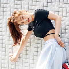 2022、くびれは隠さず見せちゃえ！ムード♡【ちびトップス／サイドカッティング／ローライズボトム】で視線集中、ヘルシーコーデ３選