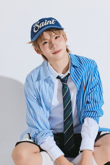 大人気サバイバル番組から誕生した7人組グループ【CLOSE YOUR EYES】が