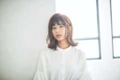 ハネ感を味方につけた 小顔くびれが勝負髪