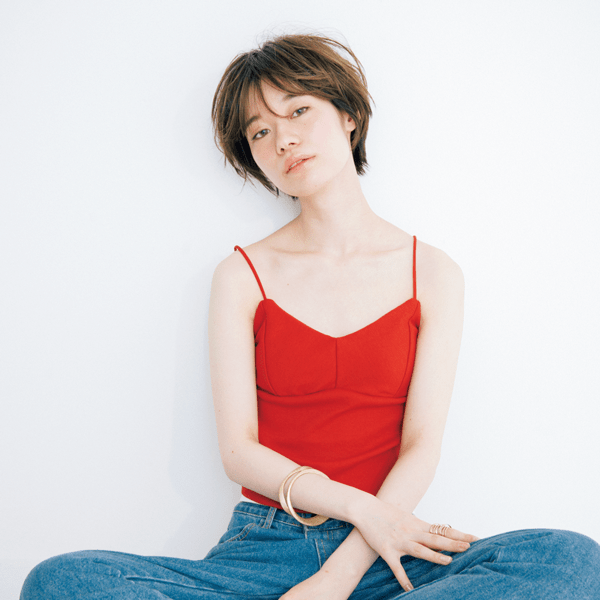 肌見せでお色気地帯を拡大♥ トレンドのマッシュショート