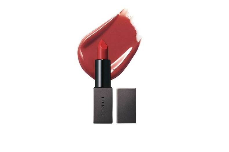 THREE　ドリームオン アリューリング リップスティック　06　￥4,400