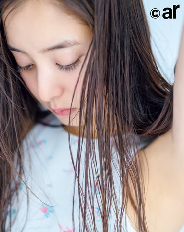 MAISON SPECIAL ベアトップロンパース 白＊新木優子着用✨完売品タグ 新木優子：個性派ヘア＆エレガントな装い、透け感スカートから美脚も