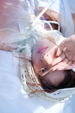 長浜広奈「百均で買い物したものを紹介する動画を撮って“YouTuberごっこ”をしたり…」おひなさまに夏休みの思い出、聞いてみた♡