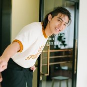 THE RAMPAGE武知海青、カフェ風ビジュがイケメンすぎ！「酸っぱいもの好きの僕にはたまらない♡」母直伝のドレッシングレシピを公開