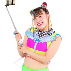 フワちゃんにお悩み相談！どうしたらもっとポジティブになれる？自己肯定感が低い読者へのアンサーに納得「よく考えて！自己肯定感が高い人がＣＯＯＬって考え方は、たまたま2022年の流行りなだけ！」