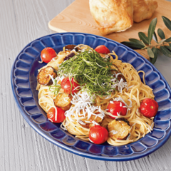 面倒な洗いもの問題はこれで解決！　フライパン1つで作れる茄子とトマトとしらすのパスタ