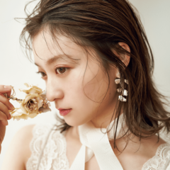 「なんてことない髪型をアカ抜けさせたい！」そんな女子におすすめ【ミディアムスタイル】４選