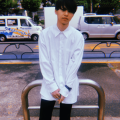 未読放置のくせにSNSは見てる…その行動に愛はあるのかLINE不精イケメンに聞いてみた【イケメンの友達はイケメン】