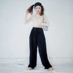 脱フツウ&盛れる "美脚パンツ" って？ブーツを合わせて異次元スタイルに【美脚コーデ】2選