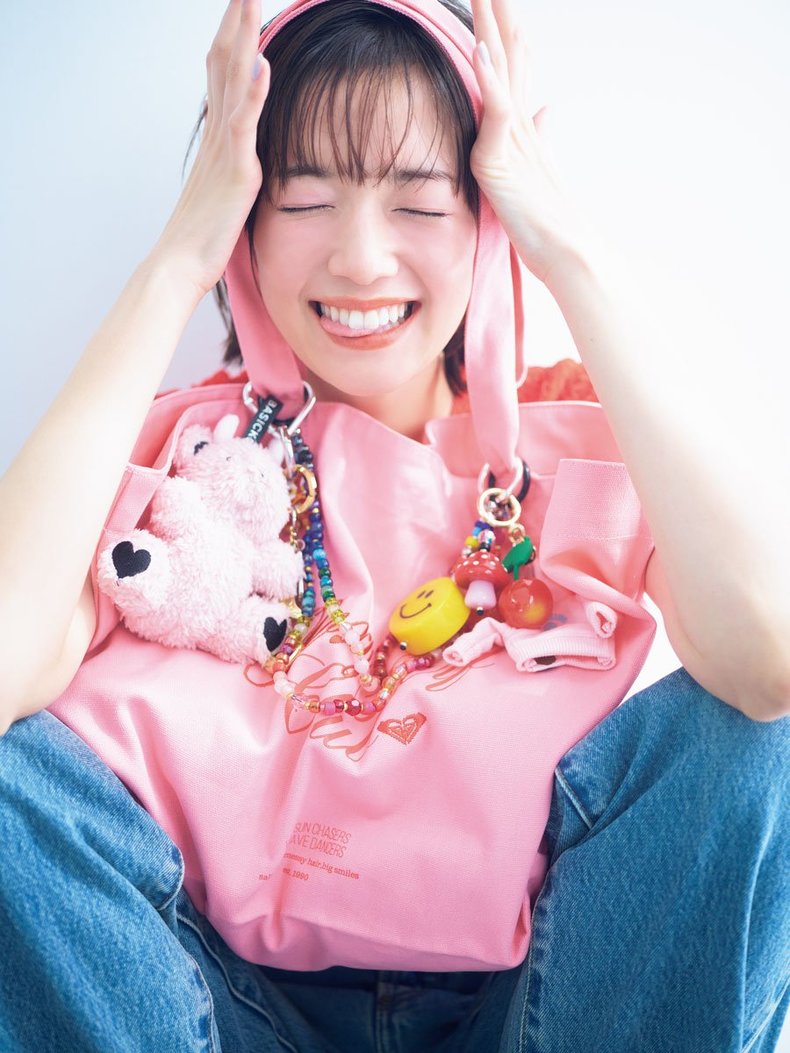 佐藤栞里。ar5月号より