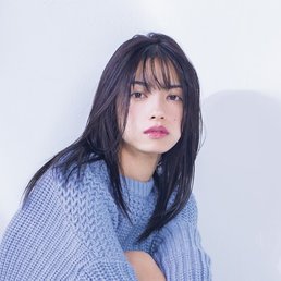 「透明感があって色っぽい」極ツヤロングが叶える大人女子ヘアにお熱♡