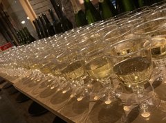 【これはリピあり】モテる男女が集うと噂のパーティーに参加したら凄い結末に…