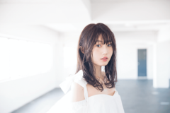 深みピンクのツヤ髪で 可愛くbut大人っぽく