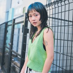 【ミディアム】アーティスティックに遊ぶ攻め色デザインに夢中！