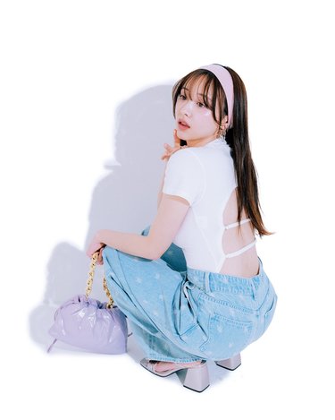 ガニー GANNI Tシャツ 森香澄さん着用 森香澄さん着用！デニムに合う