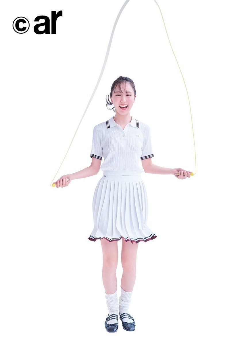 乃木坂46・賀喜遥香さん。2025年ar5月号より