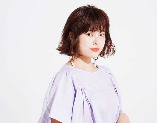 透け×ツヤのWピンクで 愛され女子にイメチェン