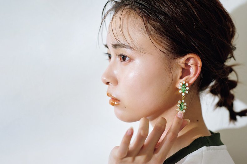 新條由芽。ar8月号より