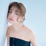 用意するアイテムはたったの２つだけ！ふわっとマットな質感に仕上げる【おニューなおフェロヘア】HOWTO