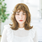 重い前髪のままでいいの？長さを変えずにイメチェンしよう