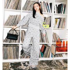 「業界大注目のエアポ服って？」女っぽさもラフさも欲しい人必見♡【柄パンツコーデ】3選