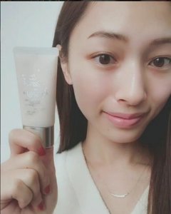 この春は光って色っぽく♡ 今すぐ真似できるツヤ肌メイク3選