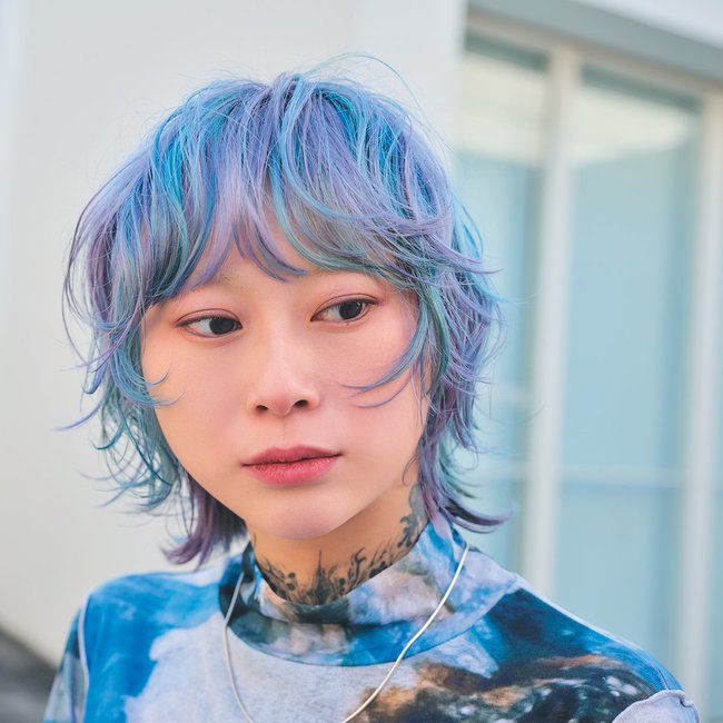 【ショート】淡色ミックスで魅せる個性と可愛さの絶妙バランス