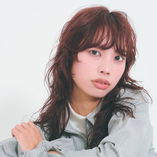 【ロング】華奢見せを叶えるのは“重&軽”の最愛バランス