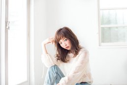 羽根のように柔らかに舞うフラッフィミディ