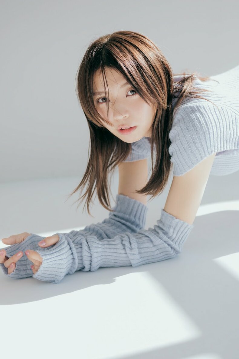 小林由依。ar1月号より