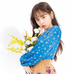 おしゃれは先取りしてナンボでしょ！　誰よりも早く春を感じたいならお花モチーフがうってつけ♡【日向坂46齊藤京子】