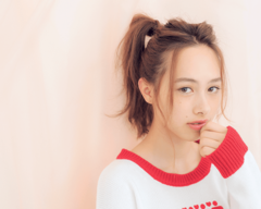 ヘアスタイルもイベント仕様にチェンジ！女子会やパーティー向けなアレンジ４選