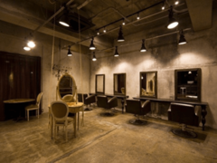 【表参道 美容室FLOWERS】ハイセンスなヘアと気さくなスタッフのギャップが魅力！