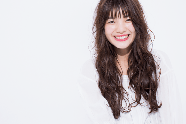 ほの甘いスマートロングで 大人の恋を楽しんで