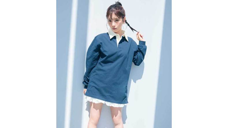 与田的彼女服はこれで決まり♡大きめシャツ×ミニで大人の女性にやんちゃな少年感をプラス