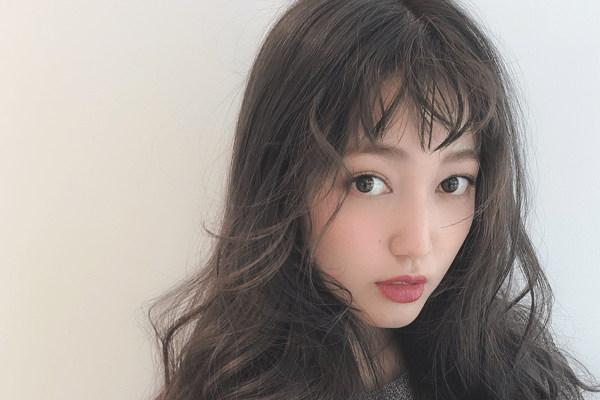 永久保存版 他人が撮っても盛れる写真写りテクをついに発見 Arweb アールウェブ 2ページ目 大好きな人にモテるための髪型 メイク ファッション情報満載