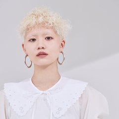 【ショート】みんなの視線をひとり占めするピュアホワイト