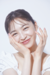 毛穴レスに♡/上西星来、ar6月号より。ワンピース¥6,200/アンドロッティ ネックレス¥14,080/ソムニウム(ススプレス) イヤカフセット¥1,760/ゴールディ