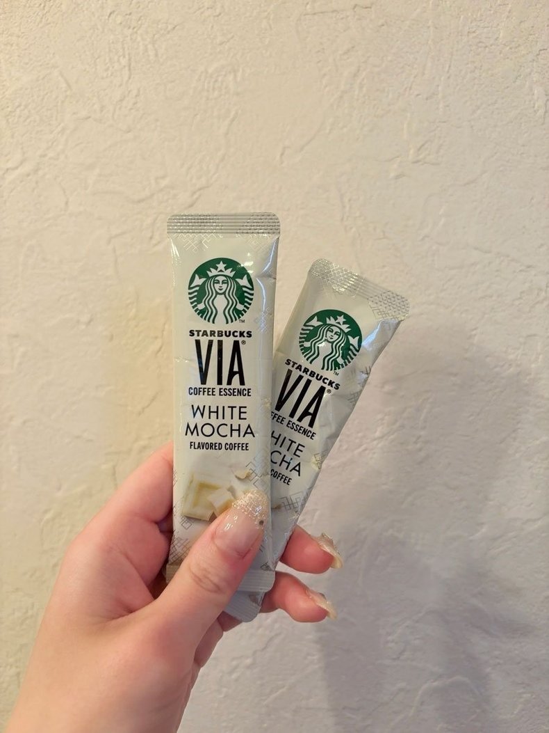ar界隈の節約レシピ・アイデア｜おうちカフェ編 スターバックス ヴィア® コーヒーエッセンス ホワイト モカ 5本入り スティックタイプ / 5本 ¥860