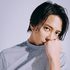 山下智久、ar（アール）7月号の表紙に登場♡2度目の登場で圧倒的美オーラをまとう「ar読者の皆さん、ただいま！この夏みんなで素敵な思い出を共有しましょう」