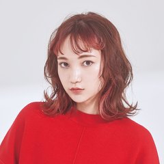 【ミディアム】可愛さと強さを併せ持つ二面性ツンデレレッド