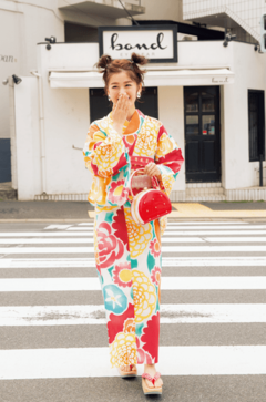 浴衣デートにもこれだけは！　巾着に仕込むべきコスメ3種