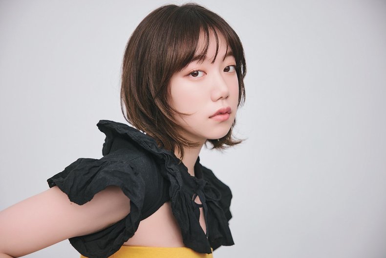 担当美容師／スタイリスト　小西はな子さん、トップカラーリスト　渡辺百香さん(kakimoto arms Aoyama)