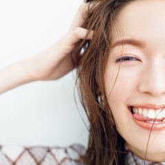 【指通りサラサラな髪になりたい！】使うシーン別でたっぷり紹介♡ヘアアイテム9選