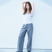 「好きな人に会う時はあえてラフに仕上げて♡」シンプルな着こなしが女っぽさを引き立てる【大人の等身大デートコーデ】