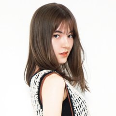 「うねってパサつく髪に悩む...」サラ髪にする秘訣は”ゆるストパー”!?