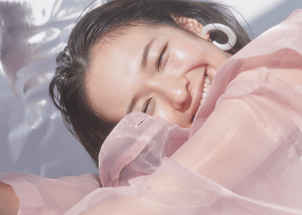 その使い方、もしかして間違ってる!? 大人気リキッドアイシャドウで色気を出すにはこう使うのが正解