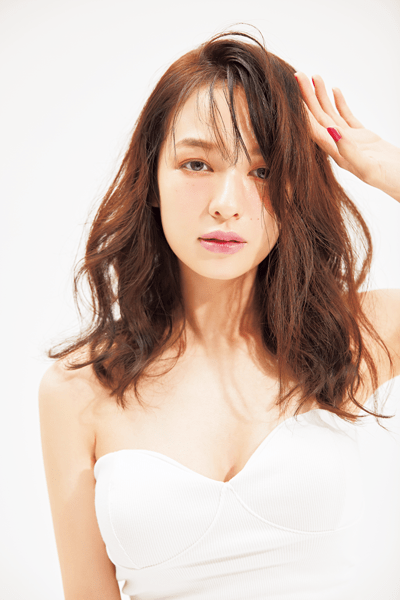 巻き髪フェチ子ちゃーーん Salaなアイロン女子がアツイ Ar アール Web